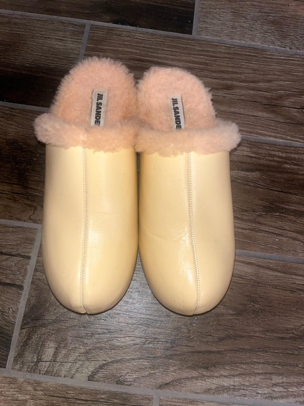 Jil Sander women’s Shearling lined clogs - Picture 3 of 4
